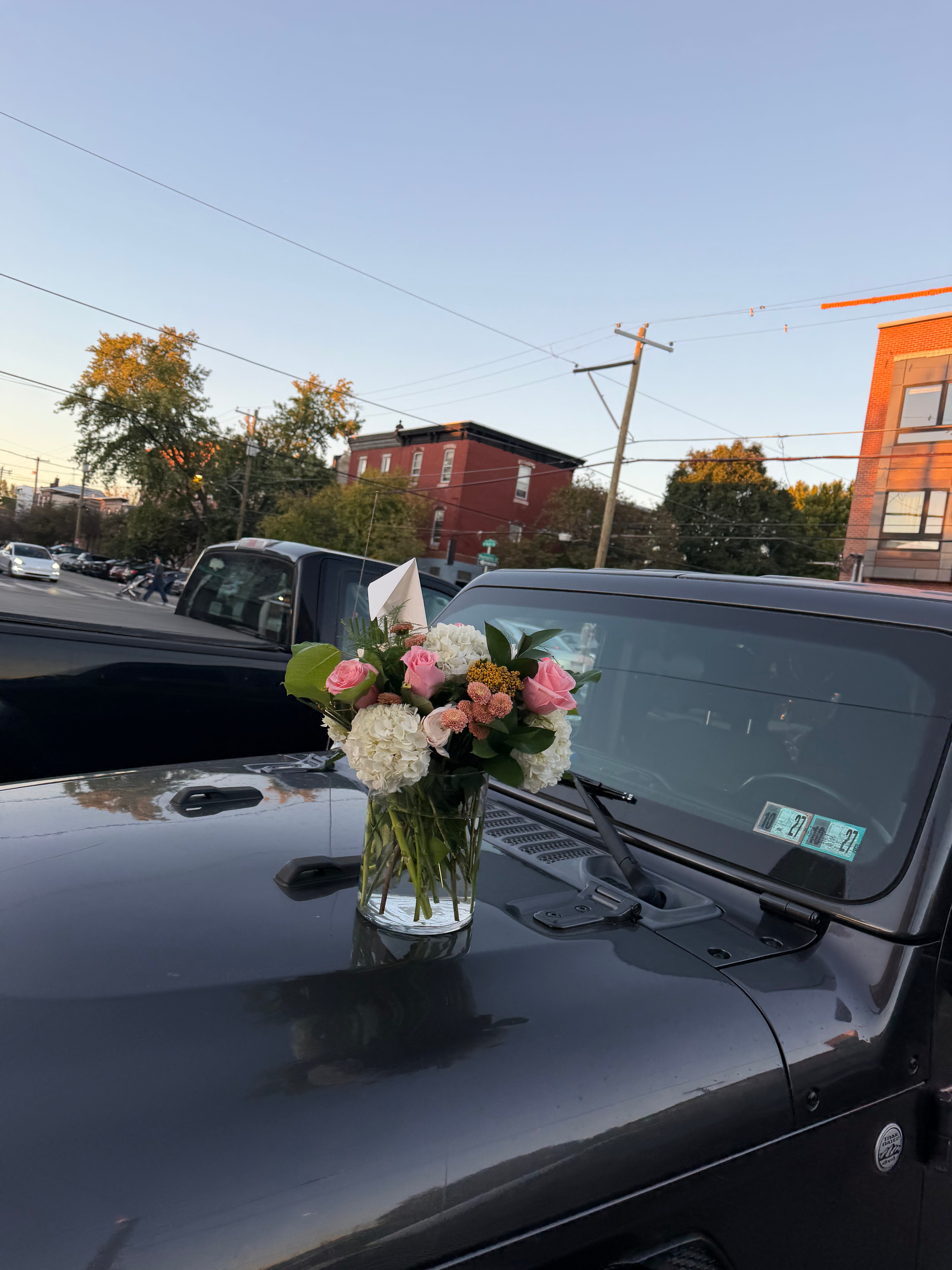 Seasonal Designers Choice - Vase Arrangement
